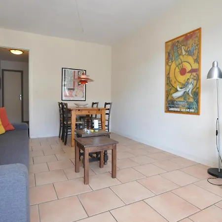 Appartement Awesome In *